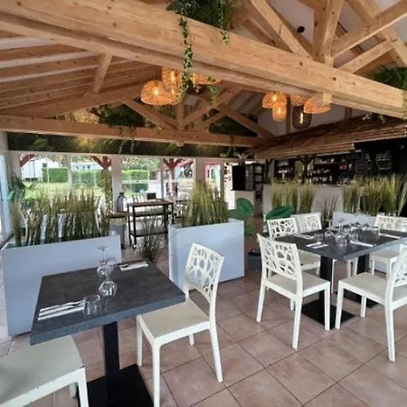 Mobil-home Confortable Avec Terrasse A - Api-1-52-1578 Espelette